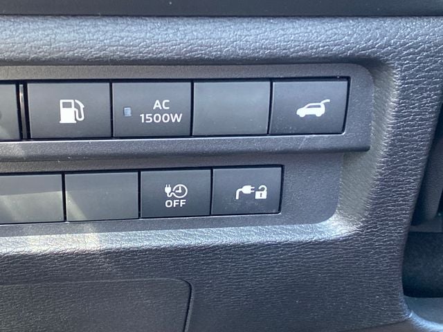 2026 Mitsubishi Outlander PHEV SEL