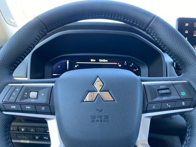 2026 Mitsubishi Outlander PHEV SEL