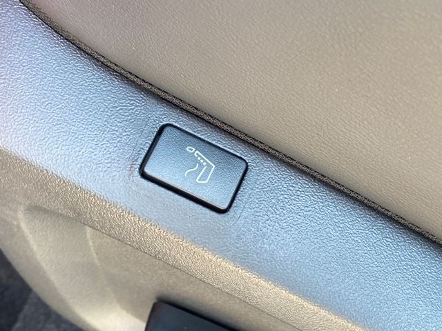 2025 Mitsubishi Outlander PHEV SEL