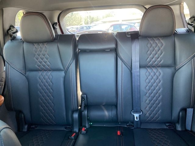 2025 Mitsubishi Outlander PHEV SEL