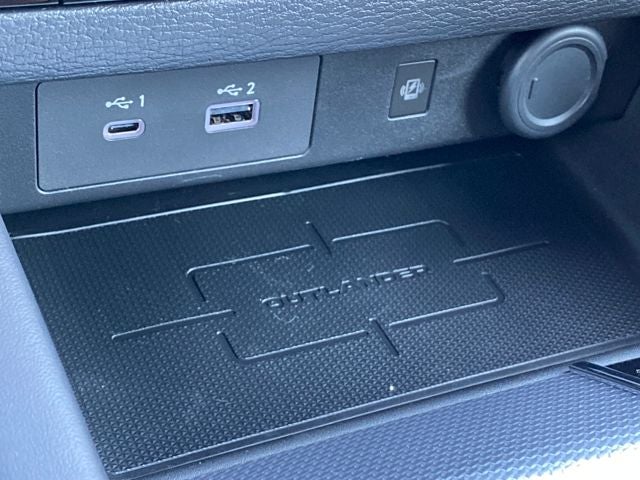 2025 Mitsubishi Outlander PHEV SEL