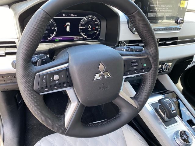 2025 Mitsubishi Outlander PHEV Platinum Edition