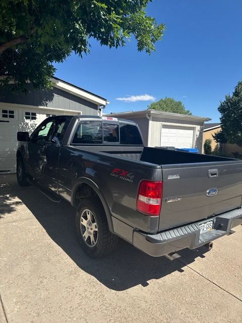 2004 Ford F-150 XLT
