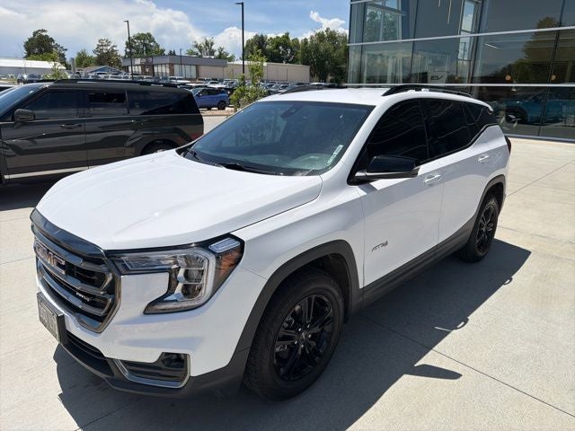 2023 GMC Terrain AT4