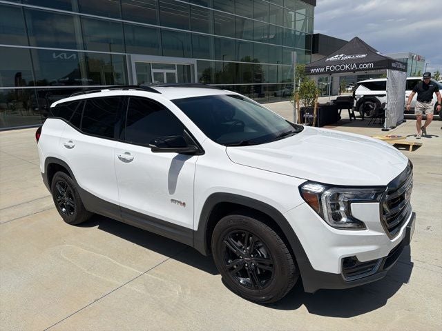 2023 GMC Terrain AT4