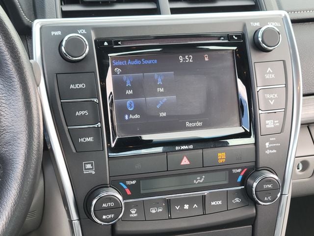 2017 Toyota Camry Hybrid XLE