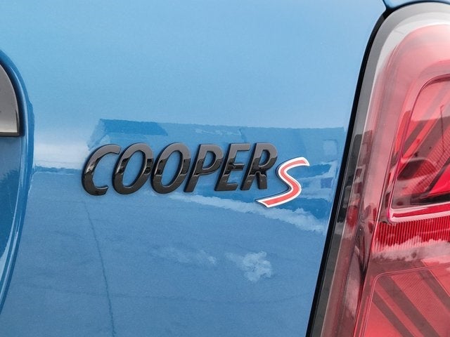 2023 MINI Cooper S Countryman Iconic