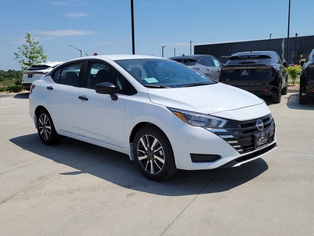 2025 Nissan Versa 1.6 S