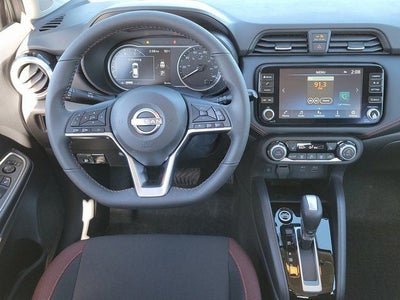 2025 Nissan Versa 1.6 SR