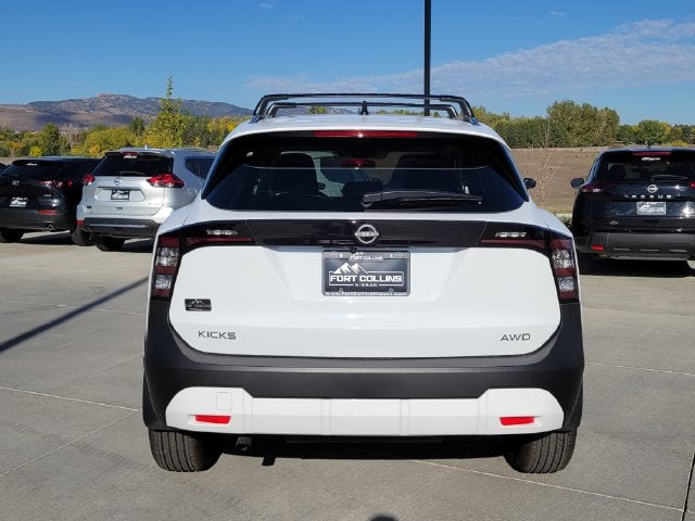 2027 Nissan Kicks SV