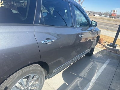 2015 Nissan Pathfinder SL