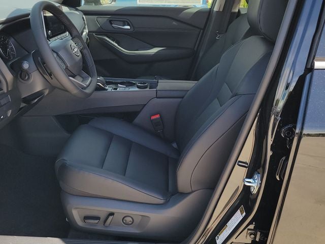 2026 Nissan Rogue Dark Armor Dark Armor