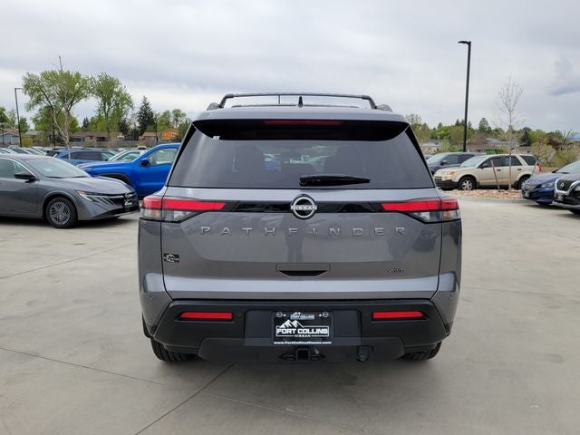 2026 Nissan Pathfinder SV