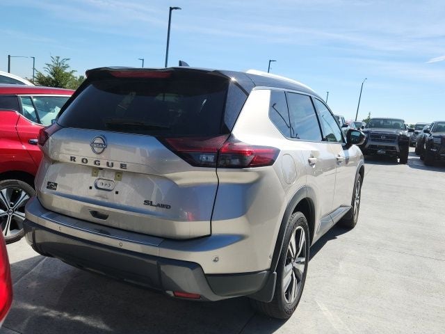 2025 Nissan Rogue SL