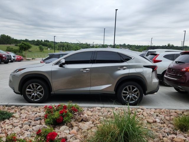 2016 Lexus NX 200t