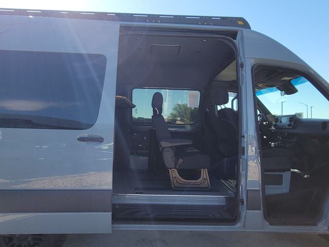 2023 Mercedes-Benz Sprinter 2500 Crew 144 WB
